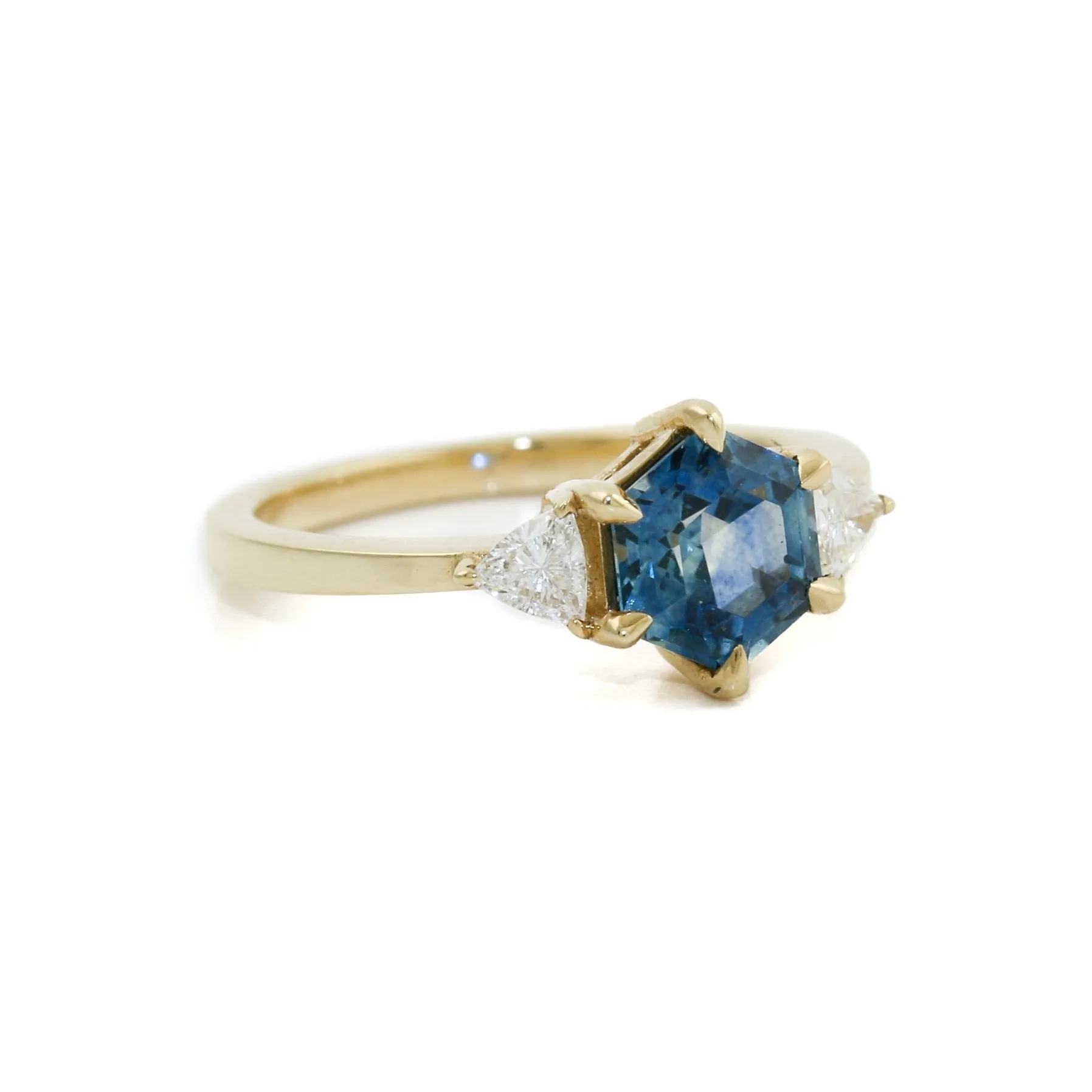 14k Gold  Hexagonal Montana Sapphire Isla Ring