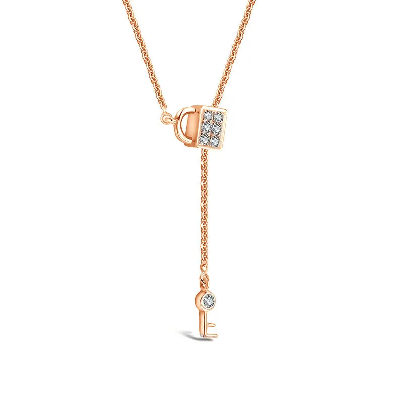 18k Gold Lock And Key Shape Adjustable Diamond Necklace