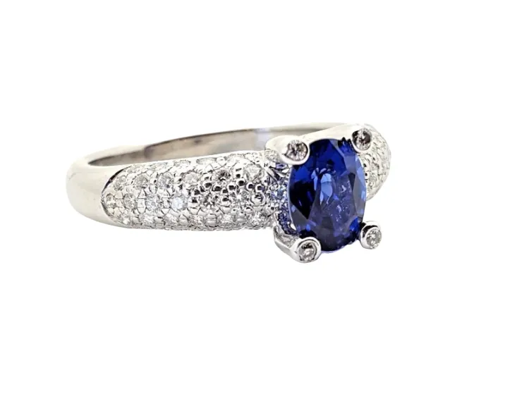 18K White Gold Sapphire Diamond Ring