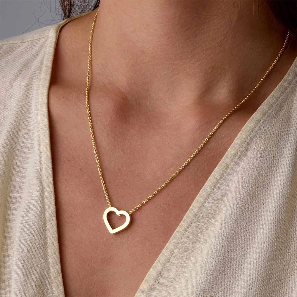 Gold Essentials Open Heart Gold Necklace