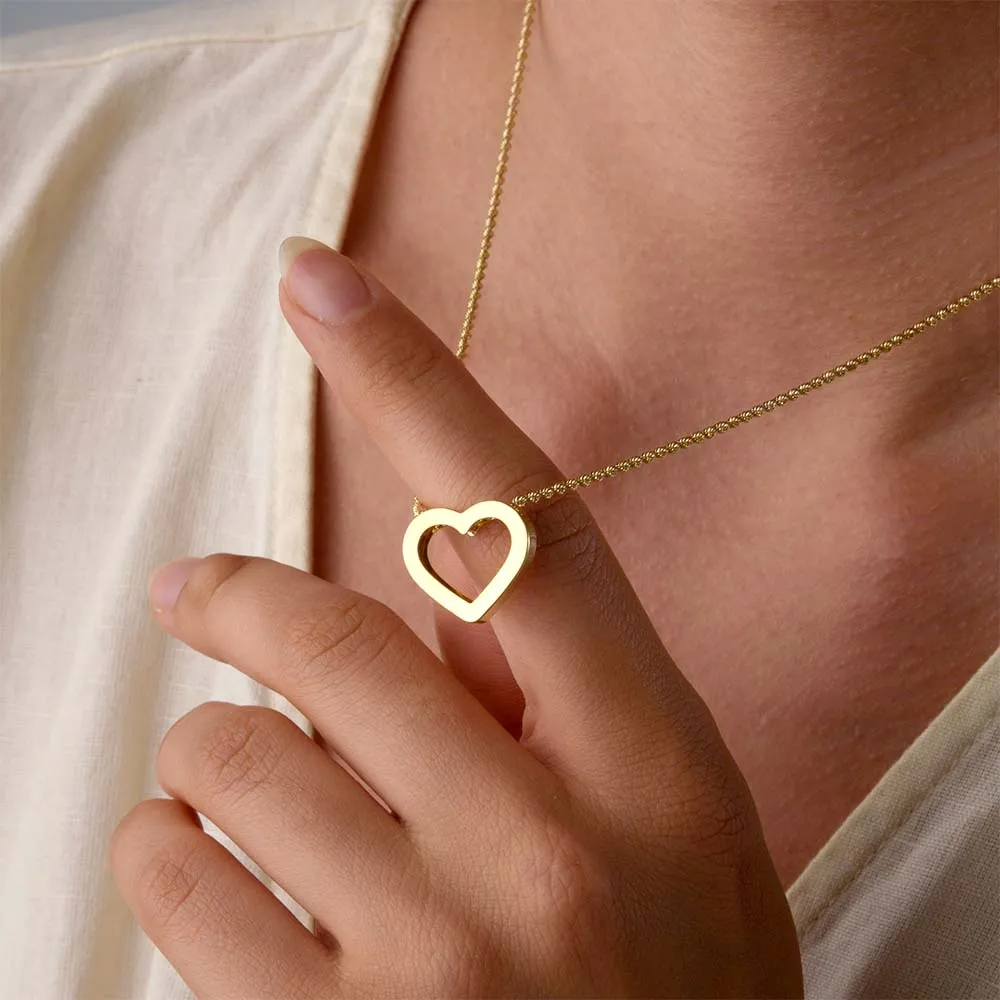 Gold Essentials Open Heart Gold Necklace