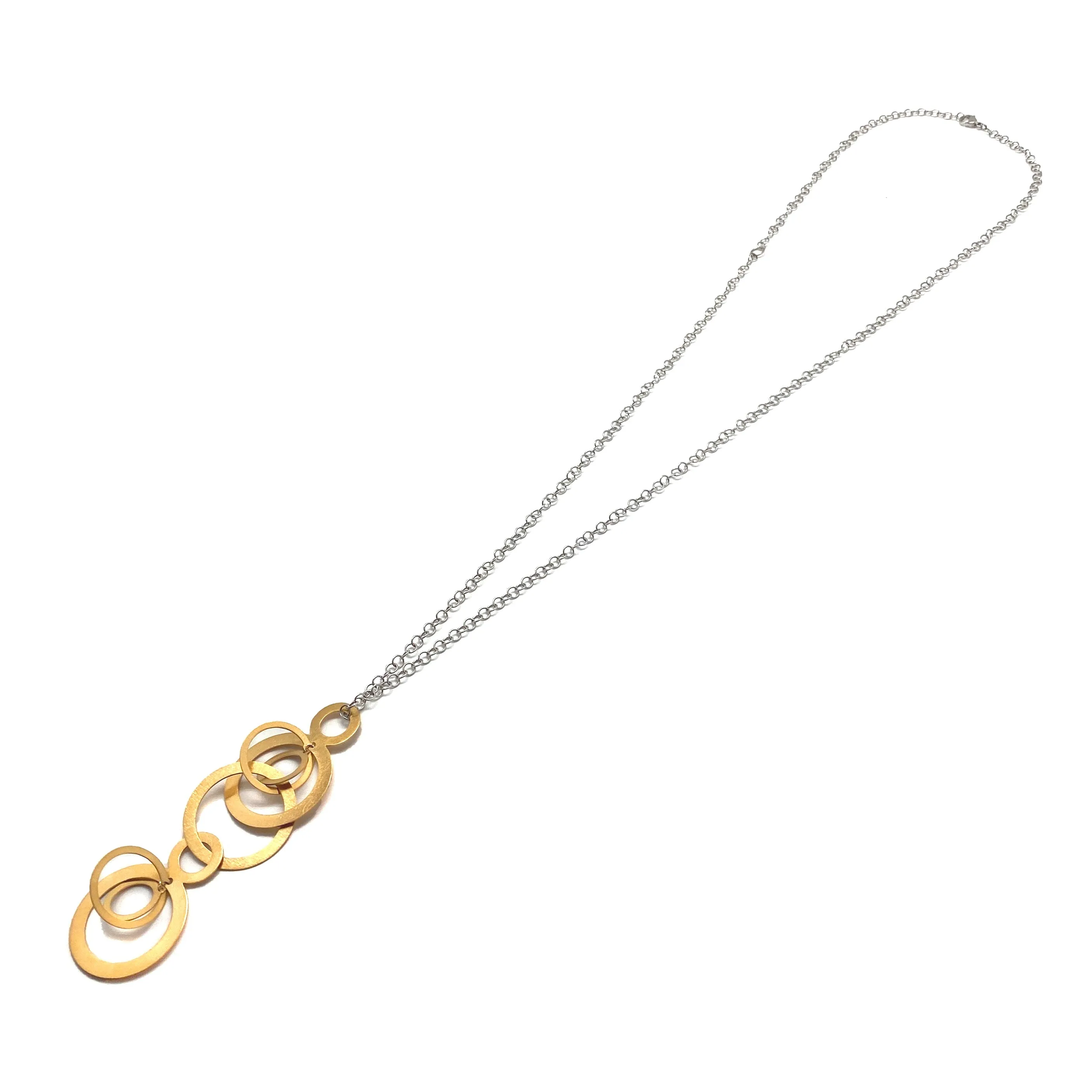 Gold Interlocking Circle Pendant