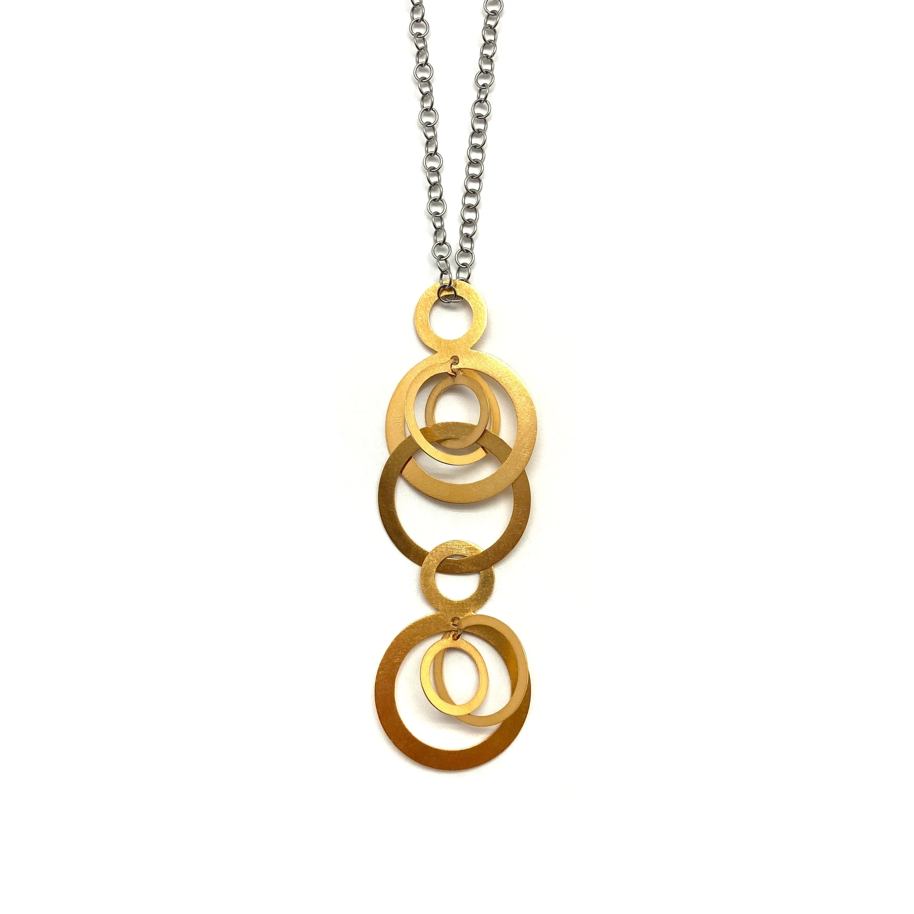 Gold Interlocking Circle Pendant