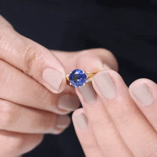 Lab Grown Blue Sapphire Solitaire Engagement Ring with Diamond Split Shank