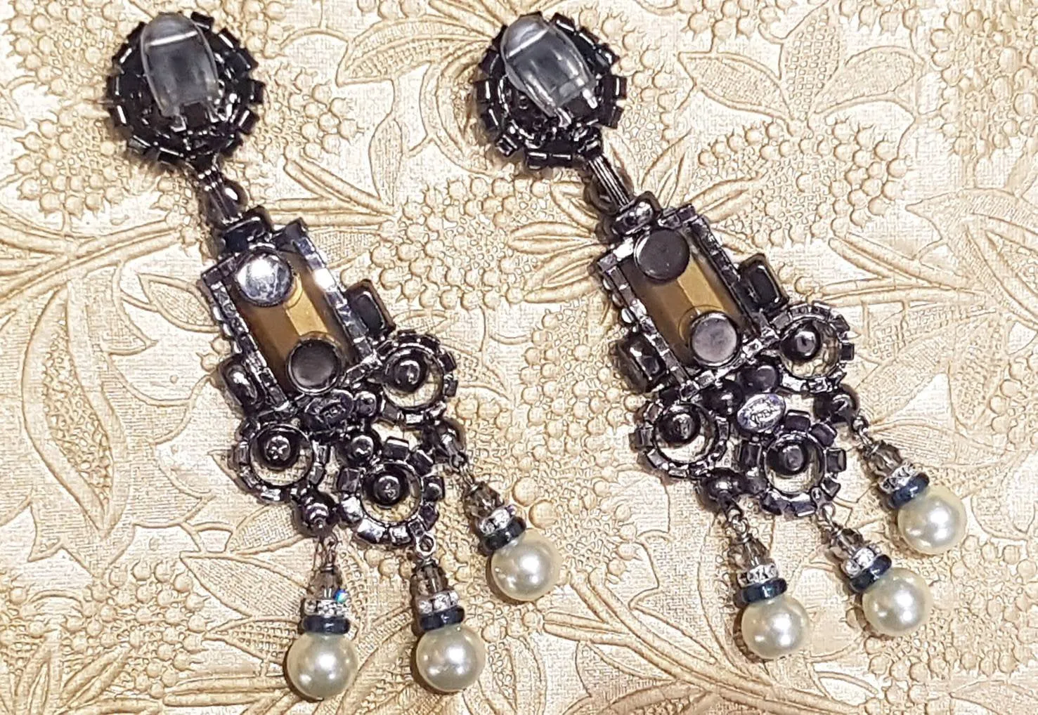 Larry Vrba Earrings Clip On Chandelier Sapphire Blue Pearl Silver Signed