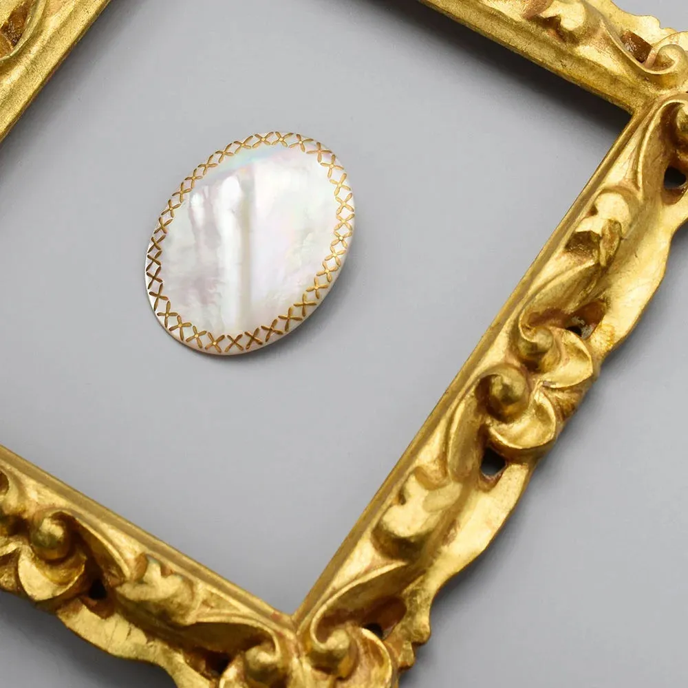 Maki-e Urushi Lacquer Brooch - White South Sea Pearl Shell / Frame Design  -, Traditional Japanese Urushi Lacquer Jewelry