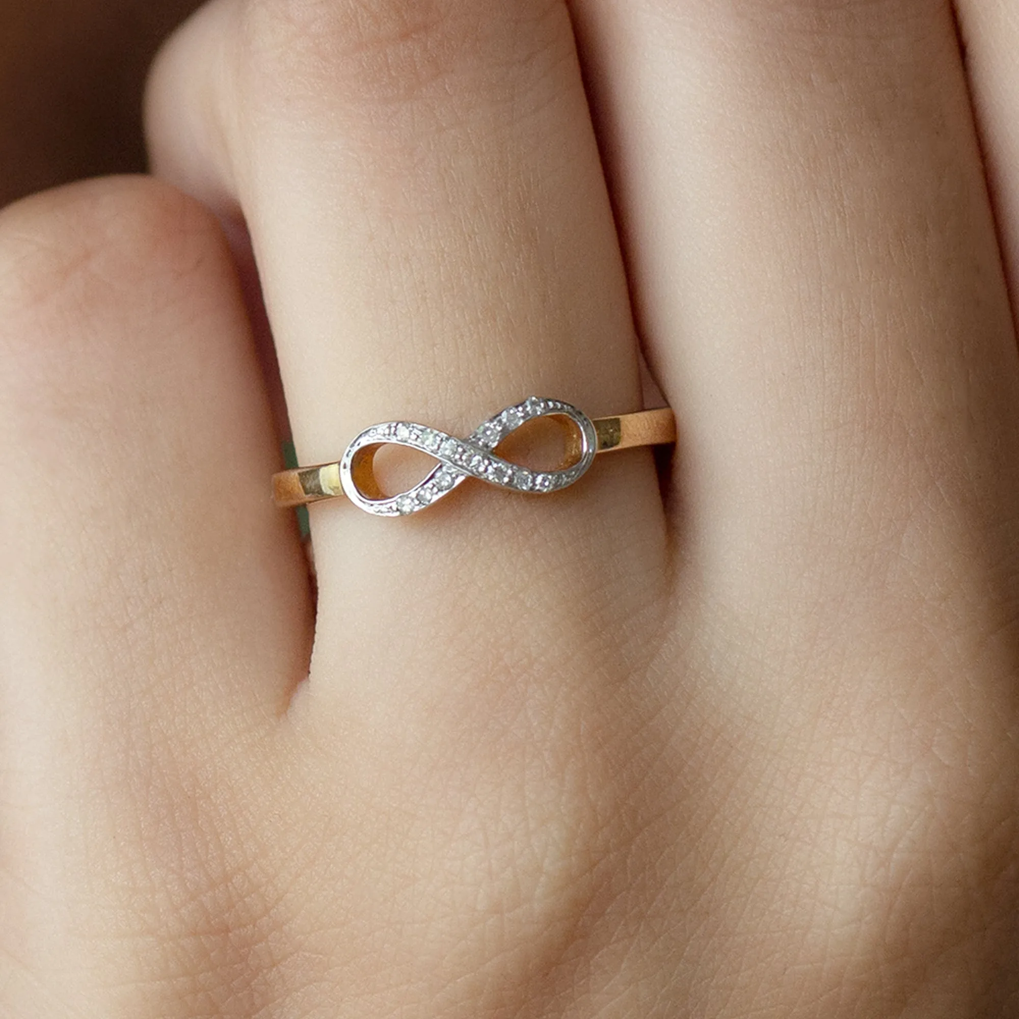 Minimal Diamond Infinity Promise Ring