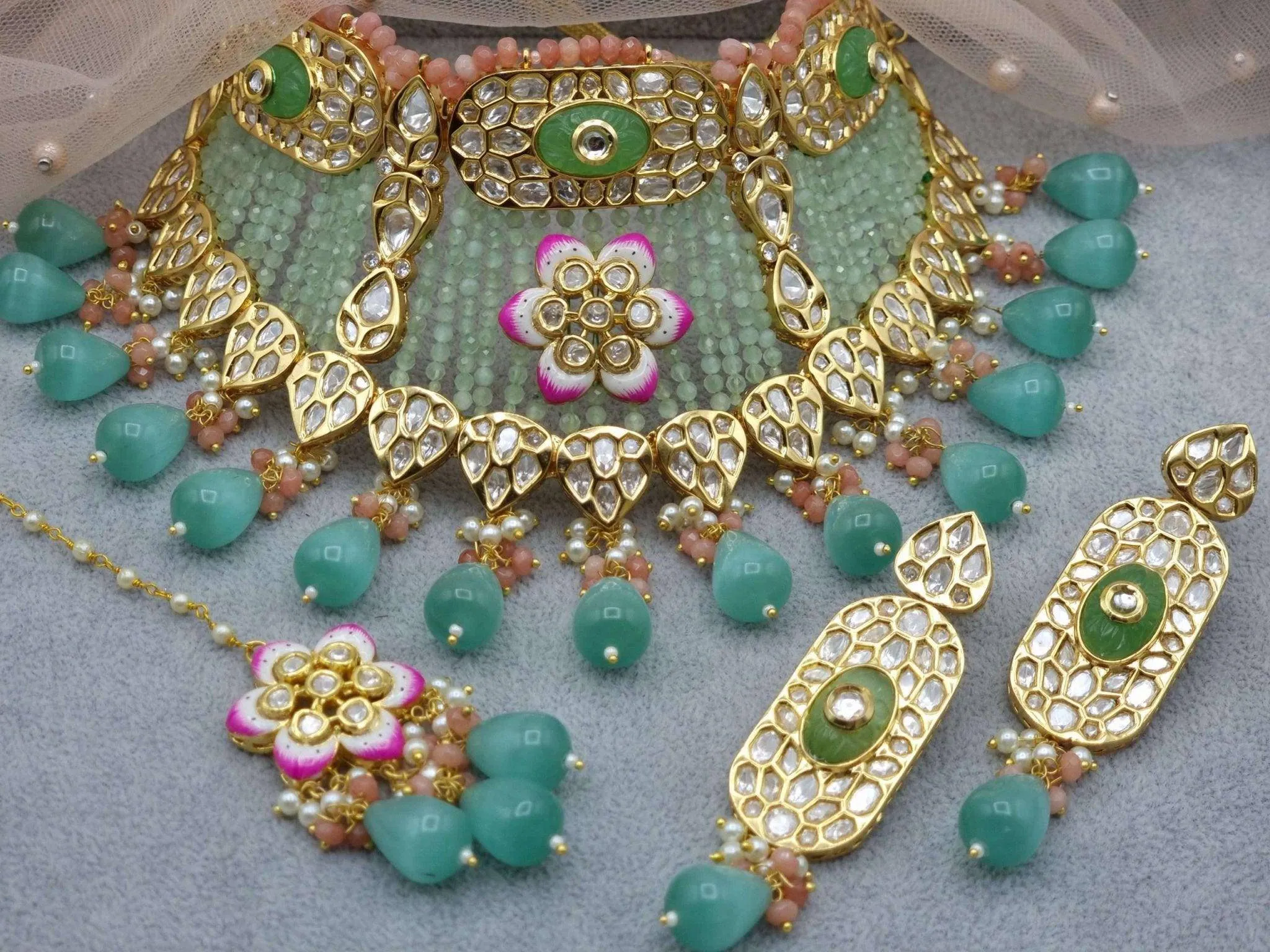 Naaz Paachi Kundan Choker Set Green