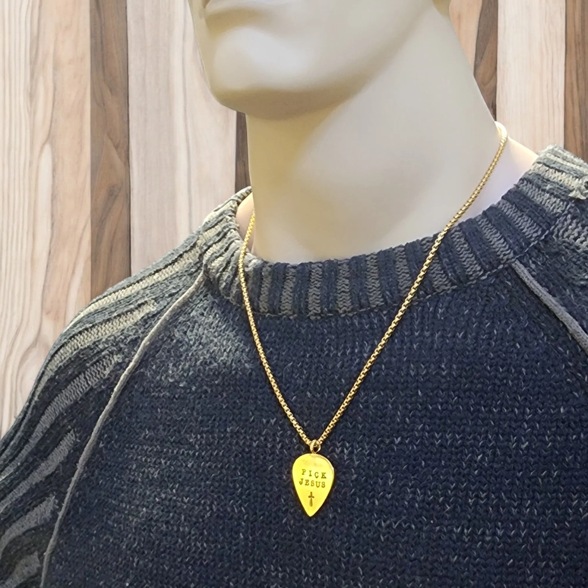 Pick Jesus Cross Gold Metal Finish Guitar Pick Pendant Gold Finish Heavy Chain Necklace