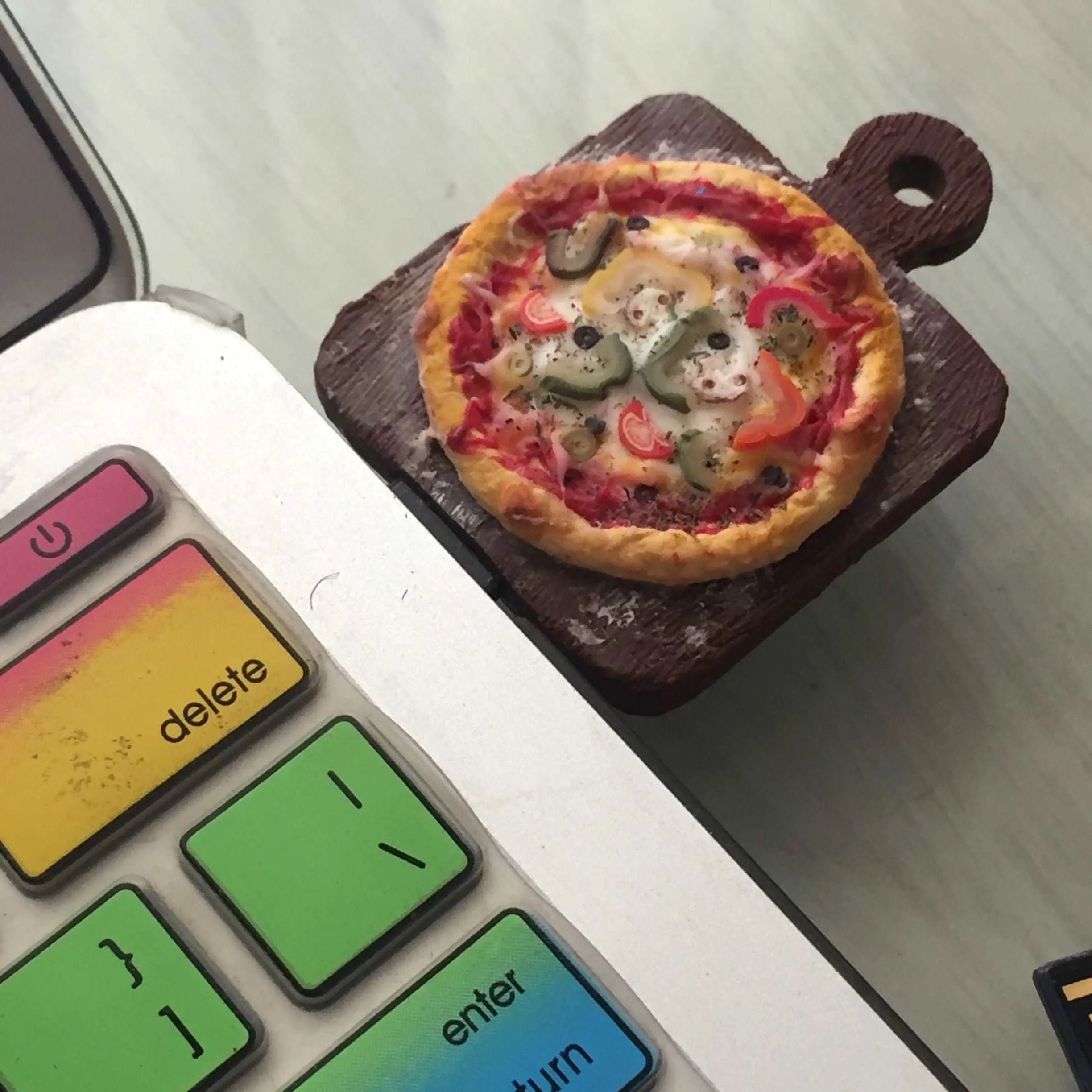 Pizza Miniature 8GB Novelty Pen Drive