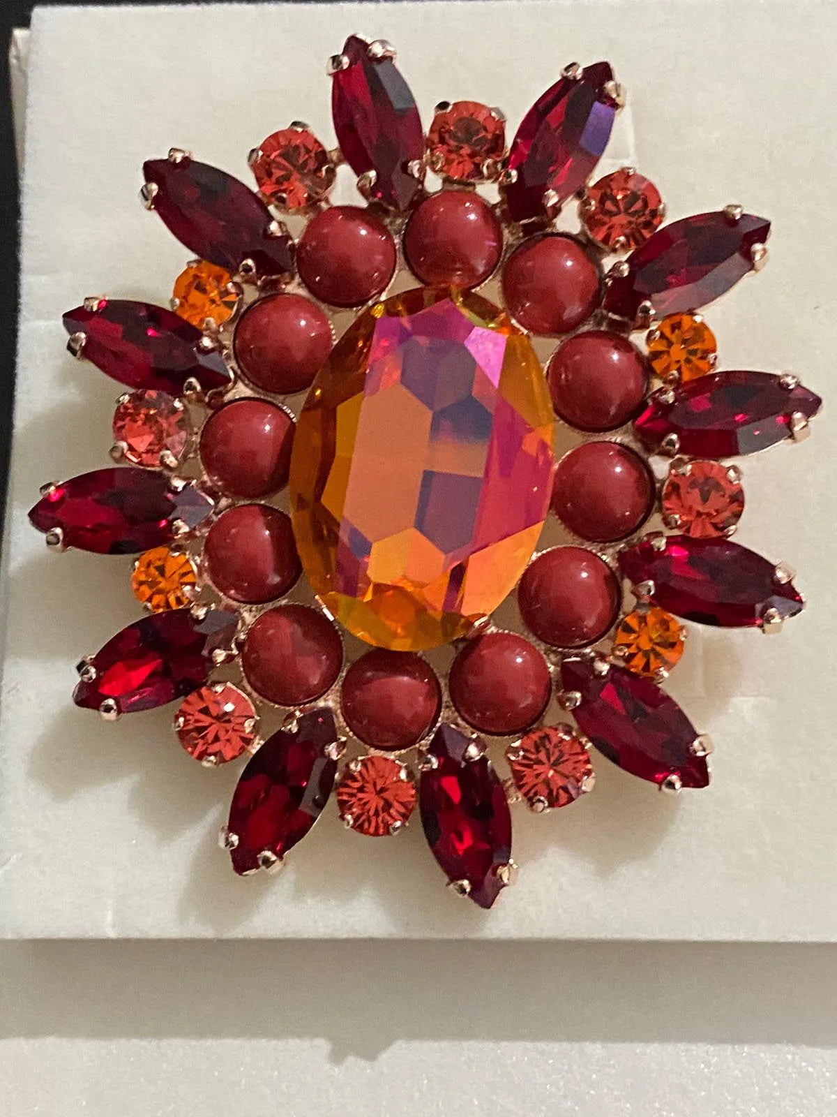 RED ORANGE BROOCH