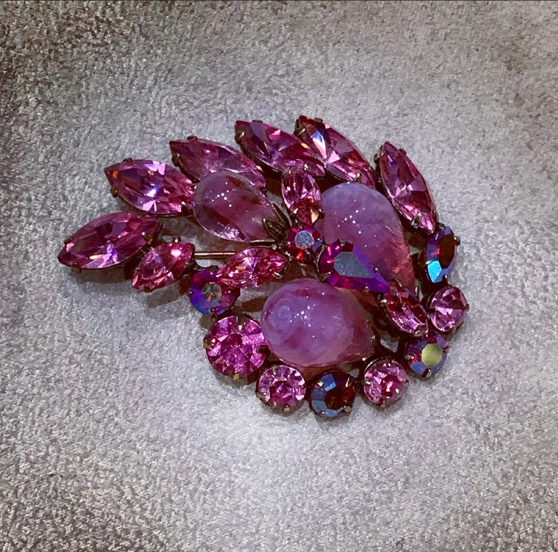 Regency Pink Stone brooch