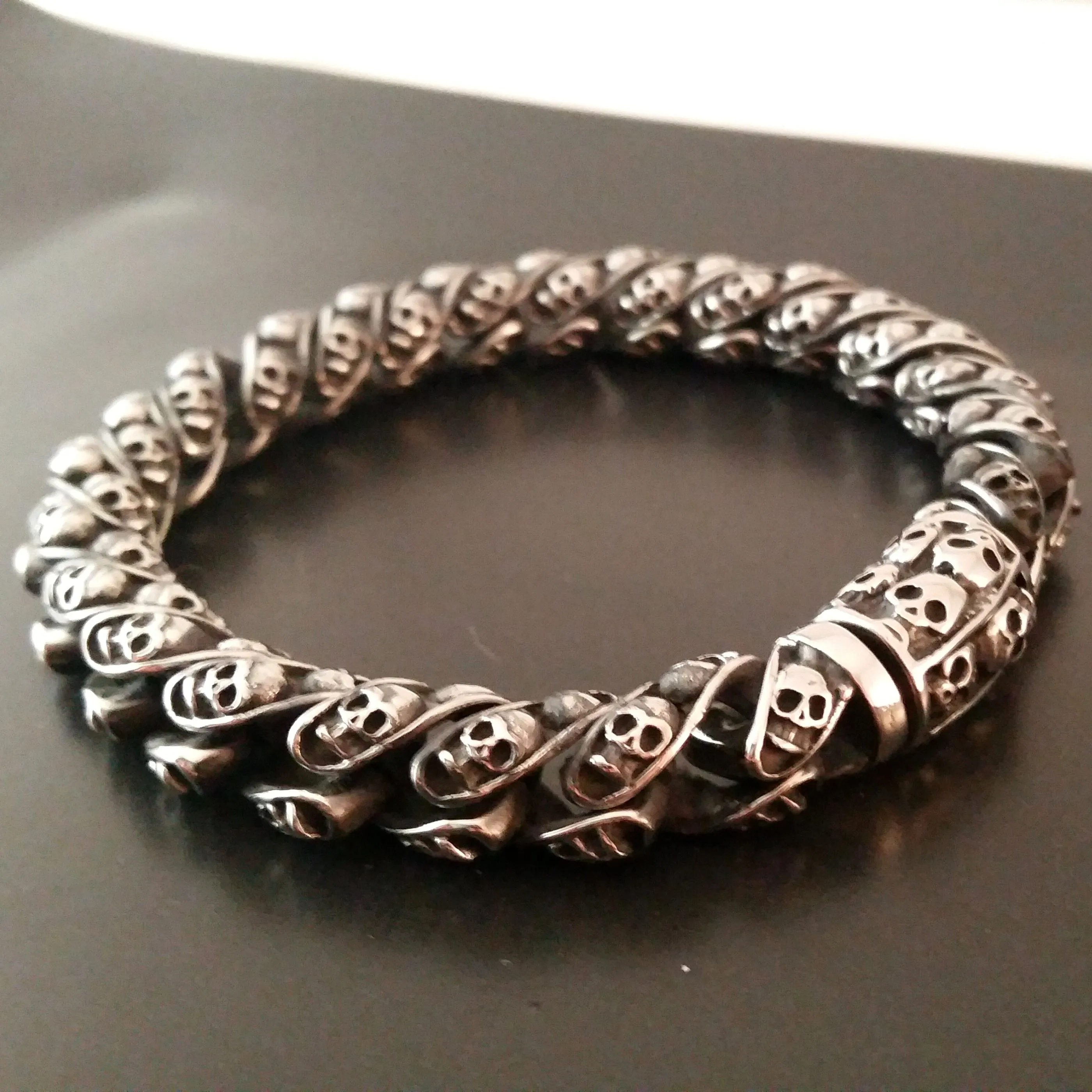 Skull Bracelet Silver Chain Link Spiral Mens