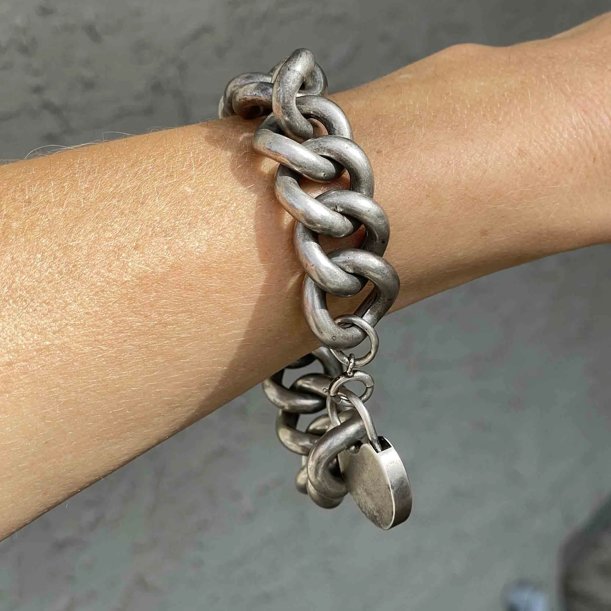 Vintage Silver Heart Padlock Curb Chain Bracelet