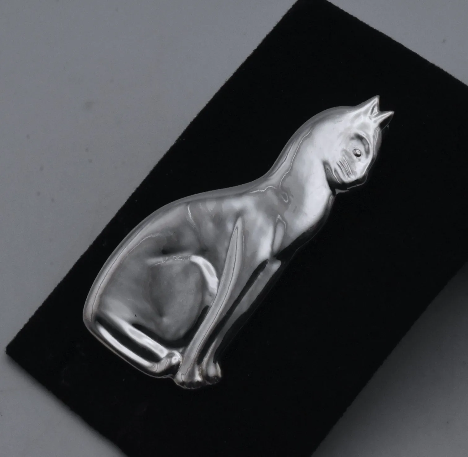 Vintage Sterling Silver Cat Brooch/Pendant