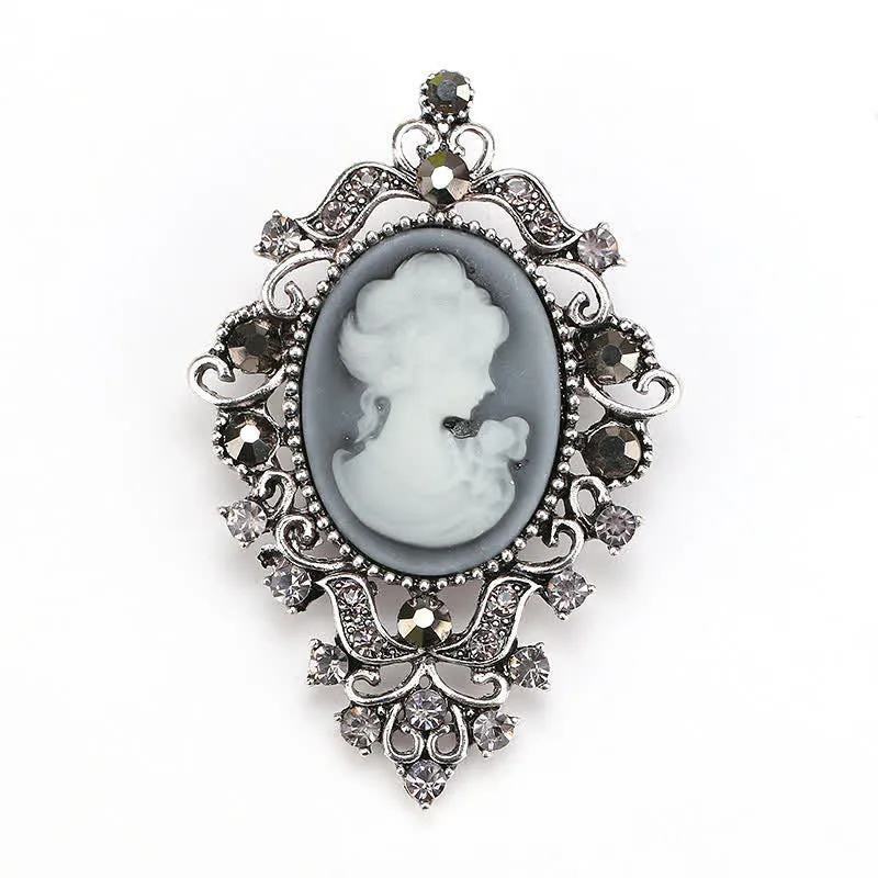 Women's Palace Beauty Queen Cameo Brooch